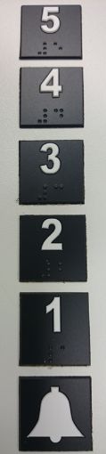 Bilde av Taktilt heisknapp skilt 30 x 30 mm med braille